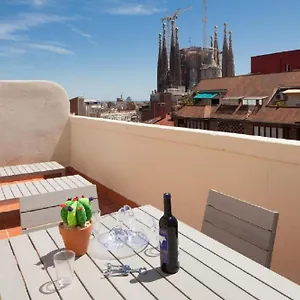 Ola Living Sagrada Familia Barcelona