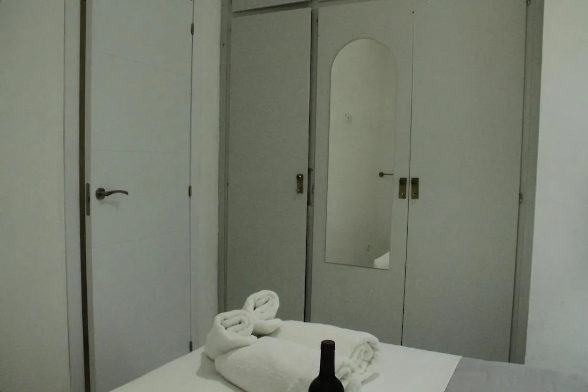 Apartment Nice, Cozy, Fcb Stadium,Payment Parking Barcelona