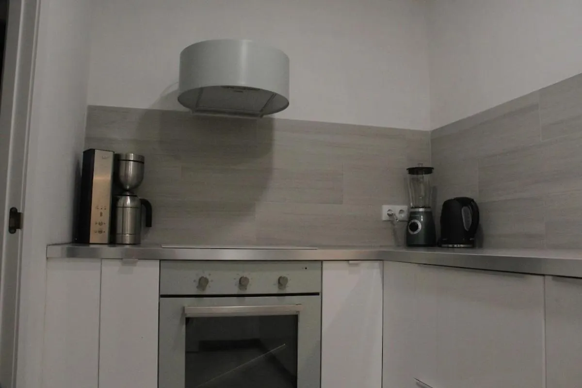 Apartment Nice, Cozy, Fcb Stadium,Payment Parking Barcelona Spain