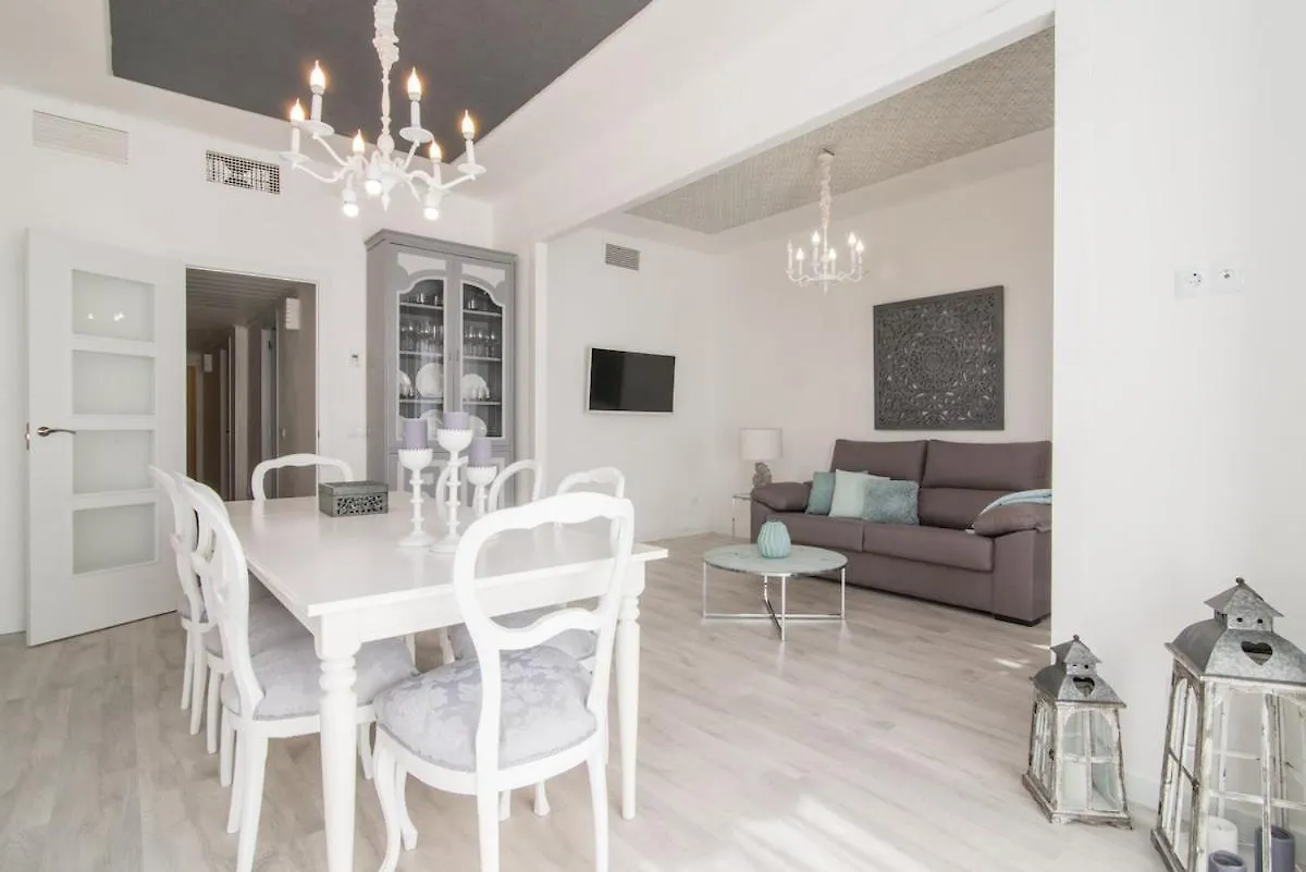 Nice, Cozy, Fcb Stadium,Payment Parking Barcelona